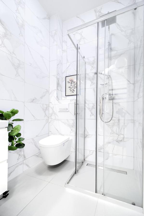 Apartamenty Wyspa Solna By Vacation Rental - Basen, Sauna, Jacuzzi, Silownia W Cenie Kołobrzeg Zewnętrze zdjęcie