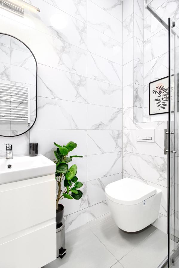 Apartamenty Wyspa Solna By Vacation Rental - Basen, Sauna, Jacuzzi, Silownia W Cenie Kołobrzeg Zewnętrze zdjęcie